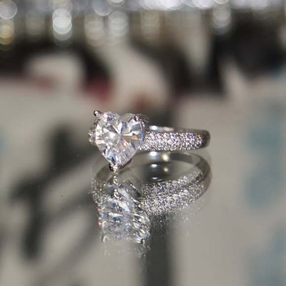 18kt gold dipped Heart Shape Swarovski Engagement - Picture 4 of 5